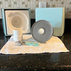 Jolie Aqua and Silver Showerhead Set